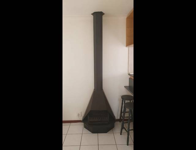 2 BEDROOM PROPERTY TO RENT IN TABLE VIEW